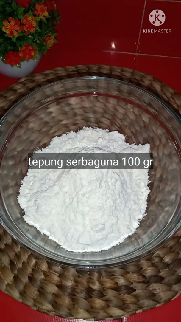 Cuma pakai 1 jenis tepung, begini cara membuat adonan mendoan yang hasilnya gurih dan keriting