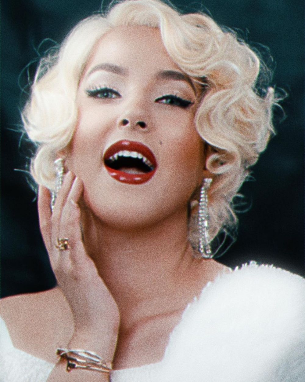 make up karakter ala tasya farasya © 2023 brilio.net make up karakter ala tasya farasya © 2023 brilio.net