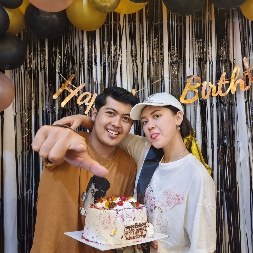 Momen kedekatan Happy Asmara dan Delva Irawan yang bikin netizen baper © 2023 brilio.net