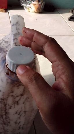 Trik mudah hilangkan bau sabun di kemasan jerigen cuma pakai 1 jenis minuman