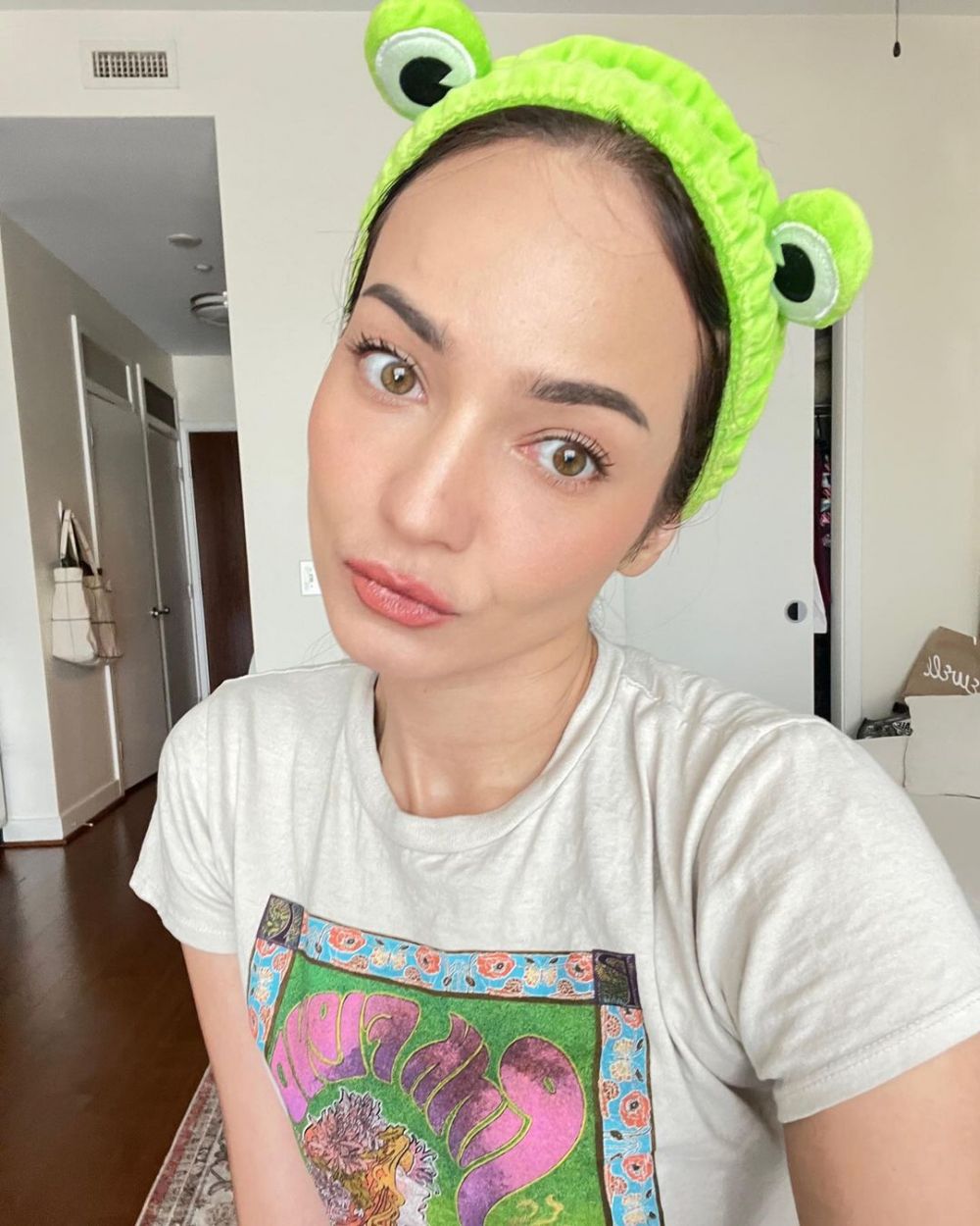 potret keseharian enzy storia © berbagai sumber