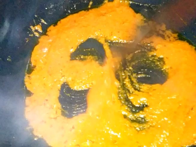 Tanpa direbus dulu, ini trik masak sayur urap yang gurih dan tak mudah basi
