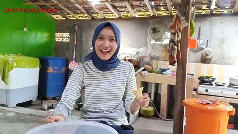 rumah kayu di pelosok pedangdut koplo © YouTube