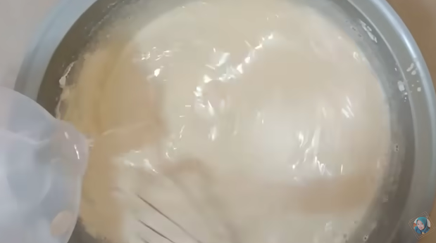 Nggak cuma maizena, ini cara mudah bikin adonan peyek agar renyah tahan lama pakai 2 bahan dapur