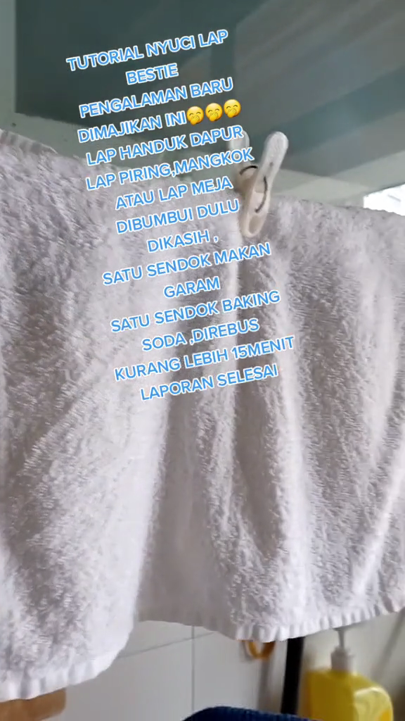 Tanpa sabun, ini trik mencuci lap dapur berminyak jadi bersih maksimal dalam waktu 15 menit