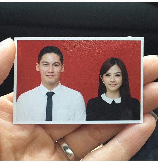 potret pesinetron di buku nikah © instagram potret pesinetron di buku nikah © instagram