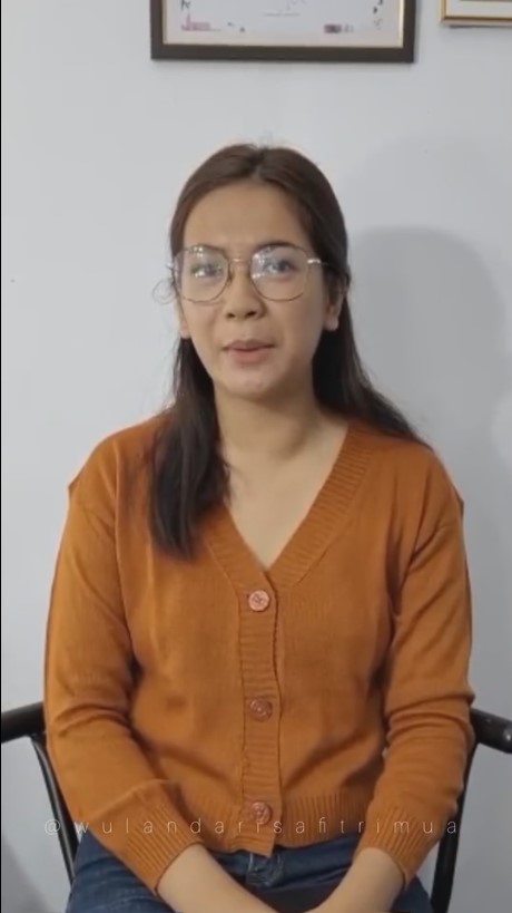 revisi makeup pernikahan setelah 5 tahun menikah © 2023 brilio.net