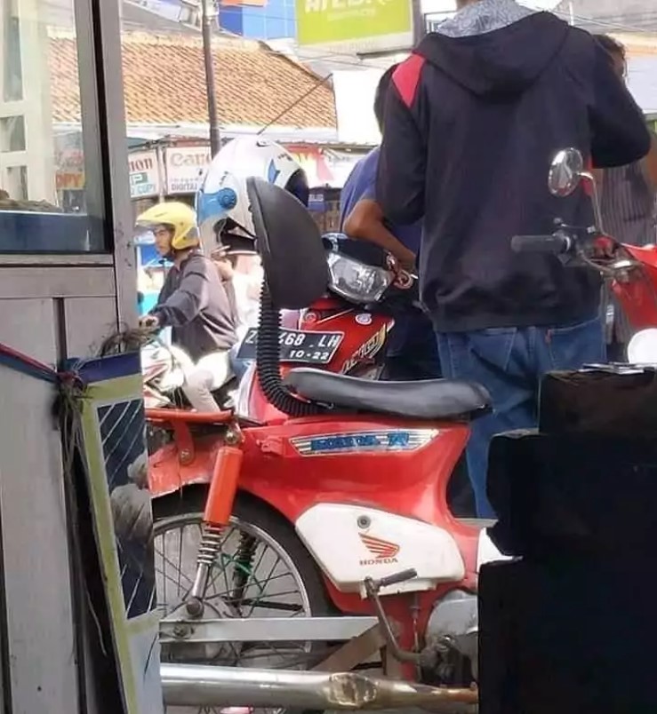 Modifikasi motor ala sultan Berbagai sumber Modifikasi motor ala sultan Berbagai sumber