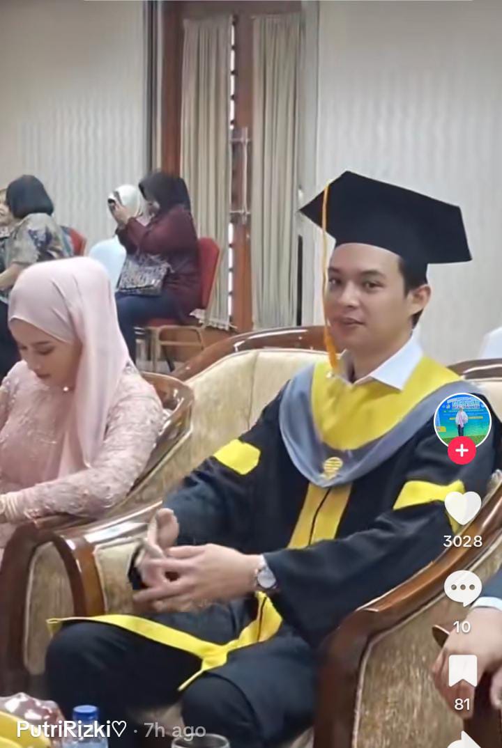 rey mbayang wisuda © 2023 brilio.net