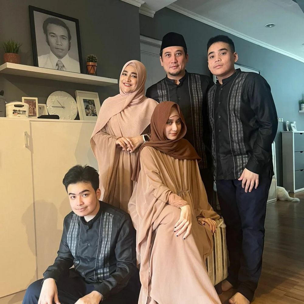 kemesraan cindy dan tengku firmansyah dulu kini © instagram kemesraan cindy dan tengku firmansyah dulu kini © instagram