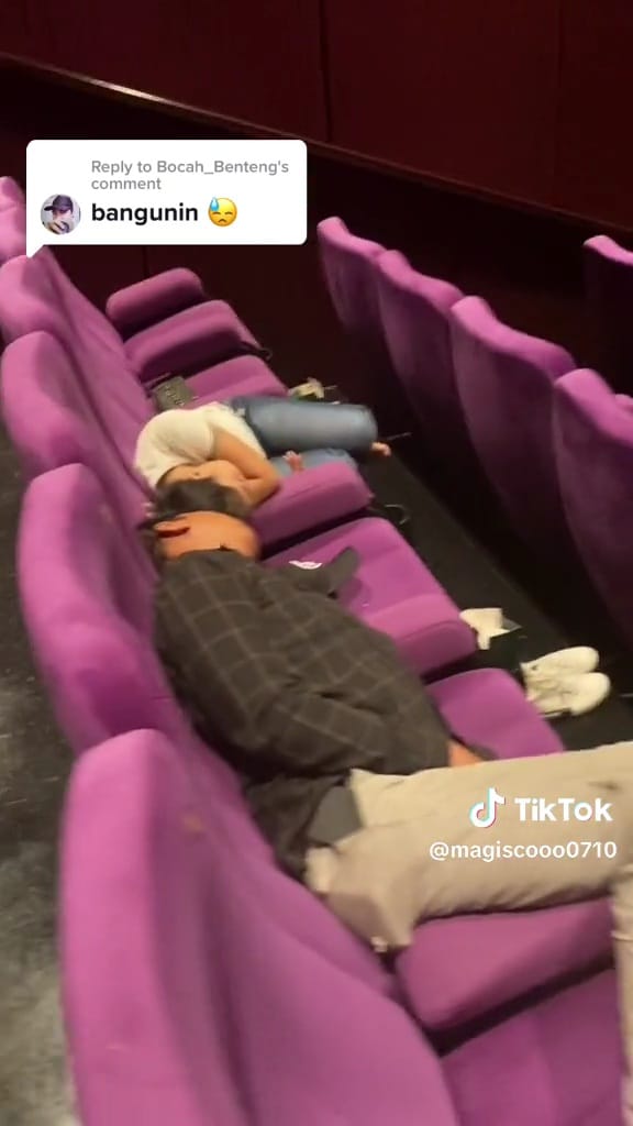 Pria ketiduran saat nonton Mission Impossible © TikTok