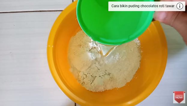 Tanpa baking soda, ini trik mudah bikin pisang goreng tanduk yang renyah seharian