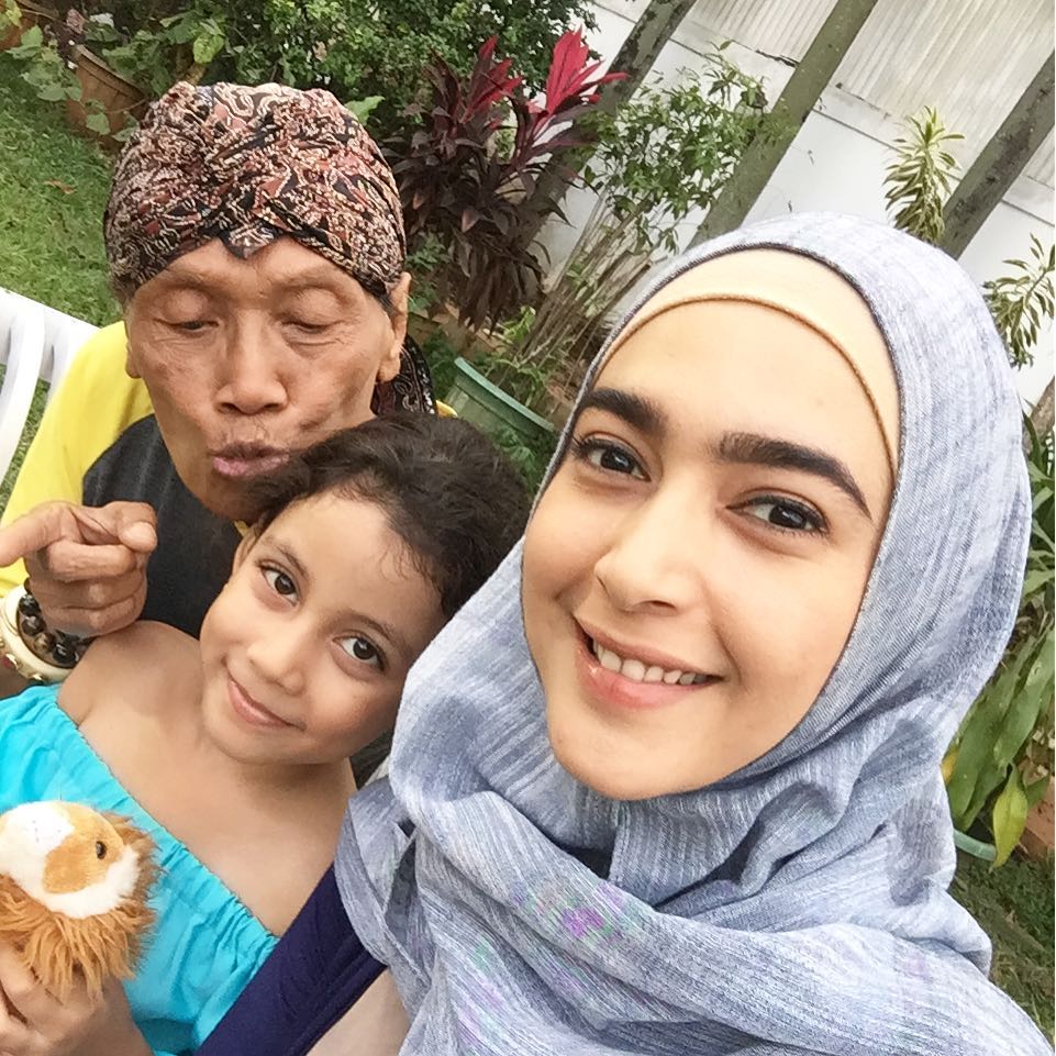 Potret Nabila Syakieb kenakan hijab bak barbie Arab © 2023 brilio.net