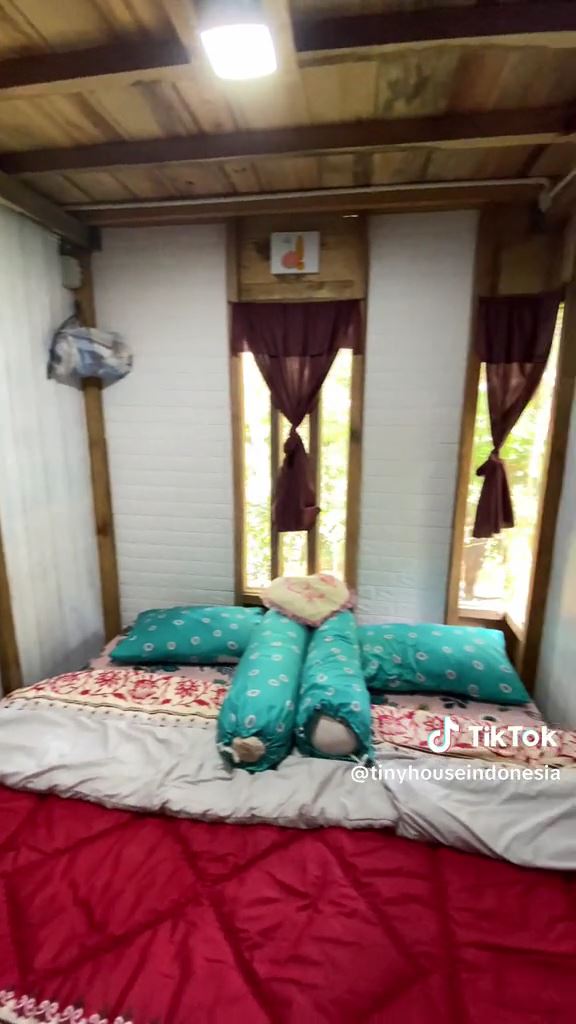 rumah mungil bak vila © TikTok rumah mungil bak vila © TikTok