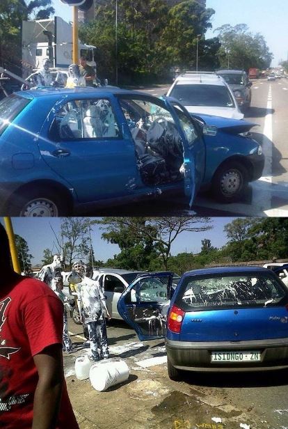 Potret kocak kejadian apes saat naik mobil Berbagai sumber Potret kocak kejadian apes saat naik mobil Berbagai sumber