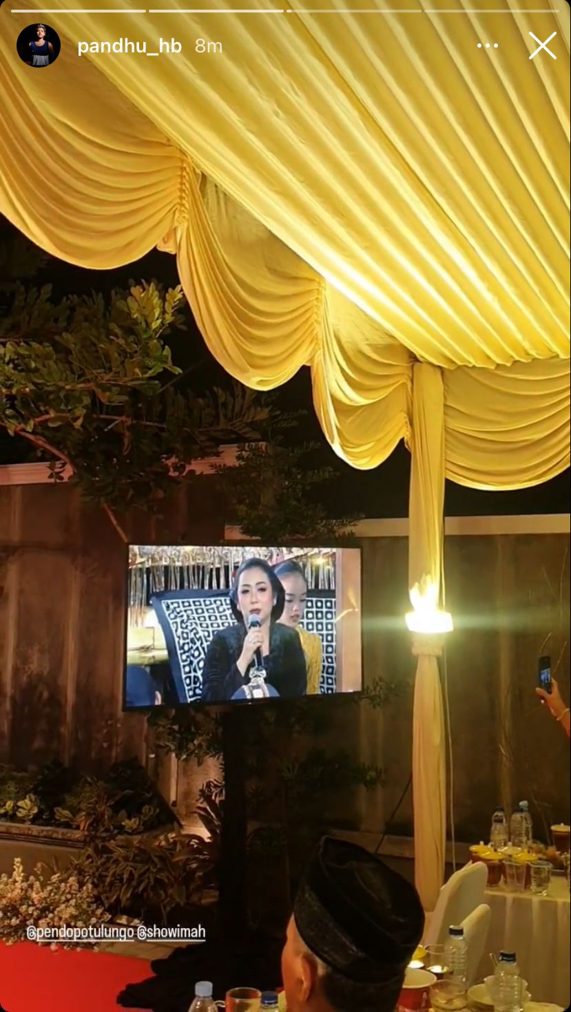 gaya soimah anggun di peresmian pendopo © instagram gaya soimah anggun di peresmian pendopo © instagram