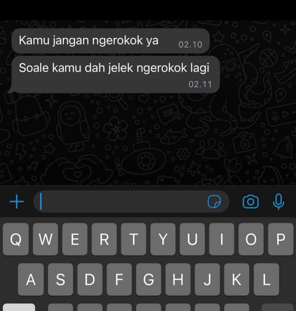 Permintaan nyeleneh pasangan di chat Berbagai sumber
