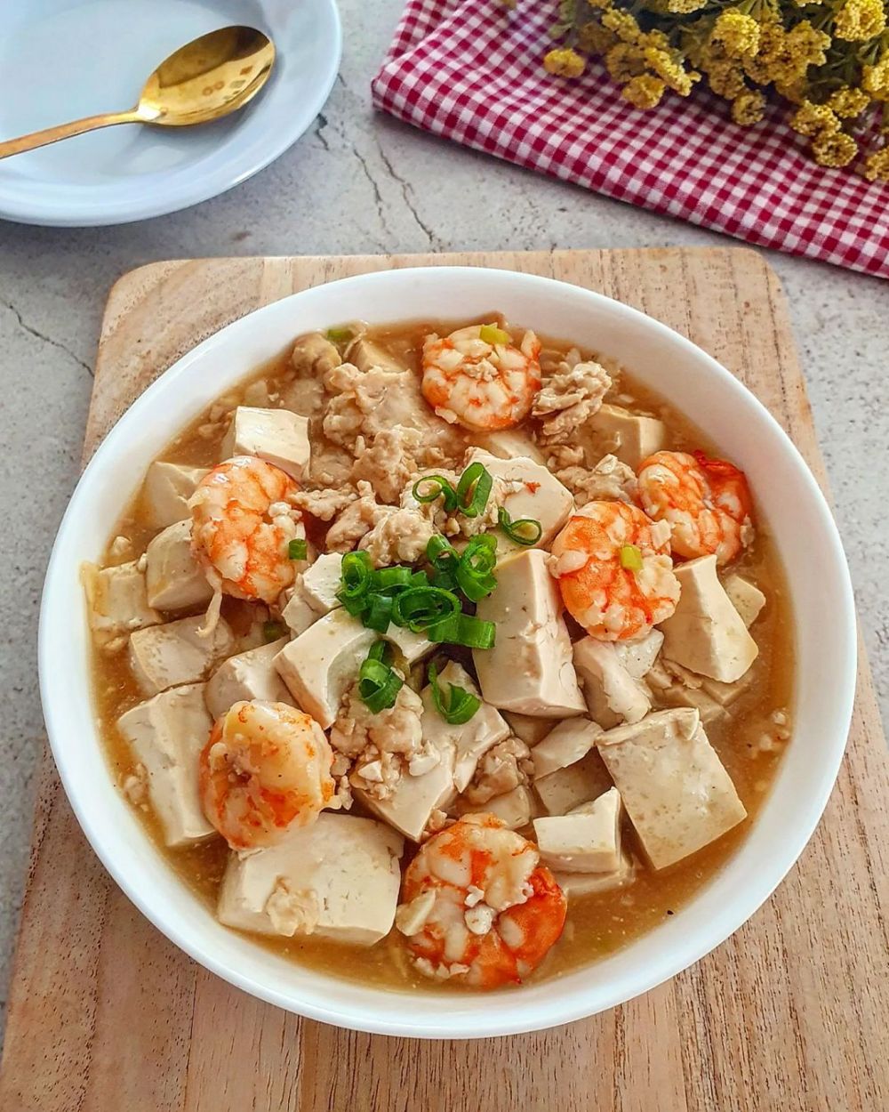 13 Resep tahu putih berkuah yang lezat, gurih, dan mudah dibuat