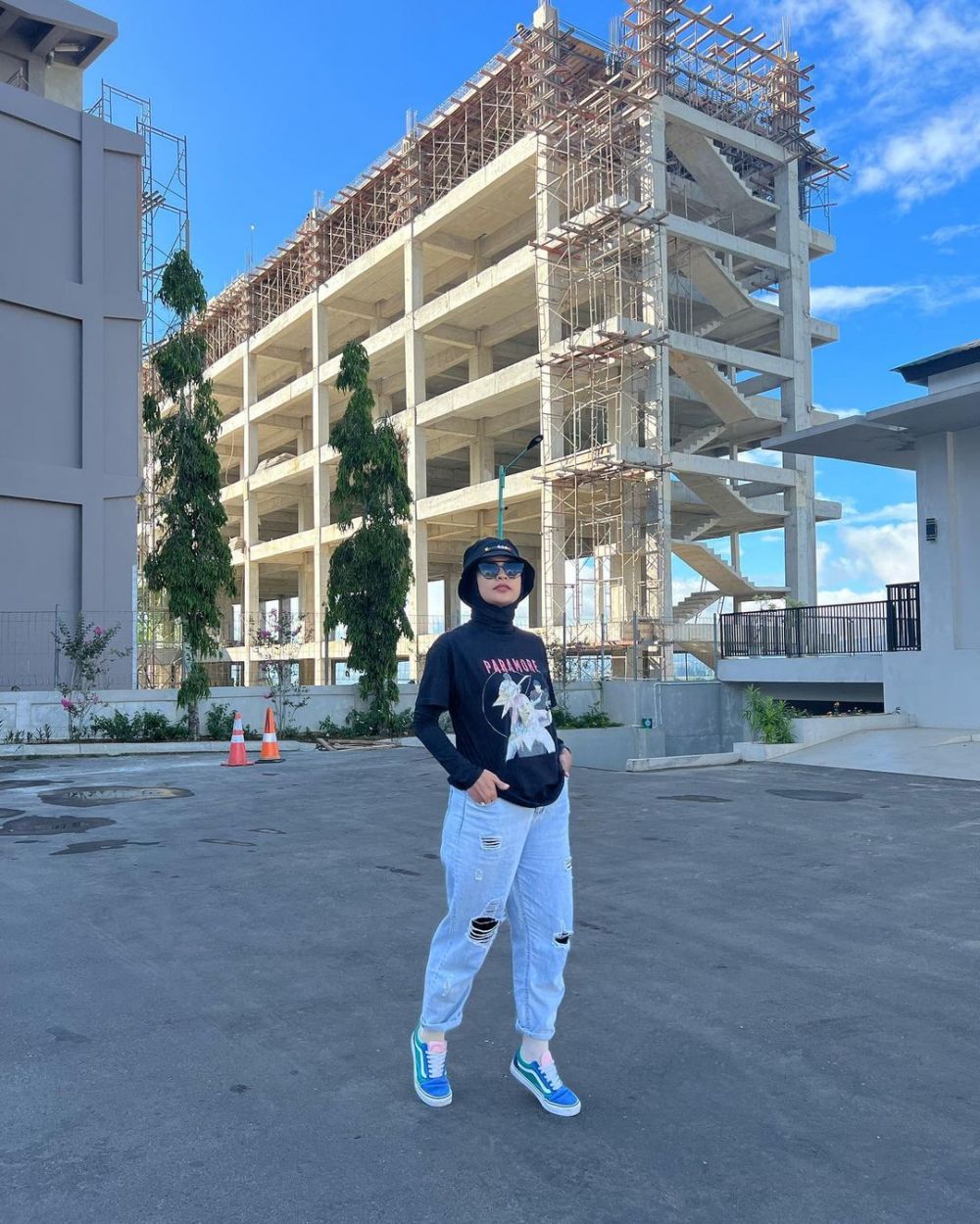 gaya stylish tantri kotak © instagram