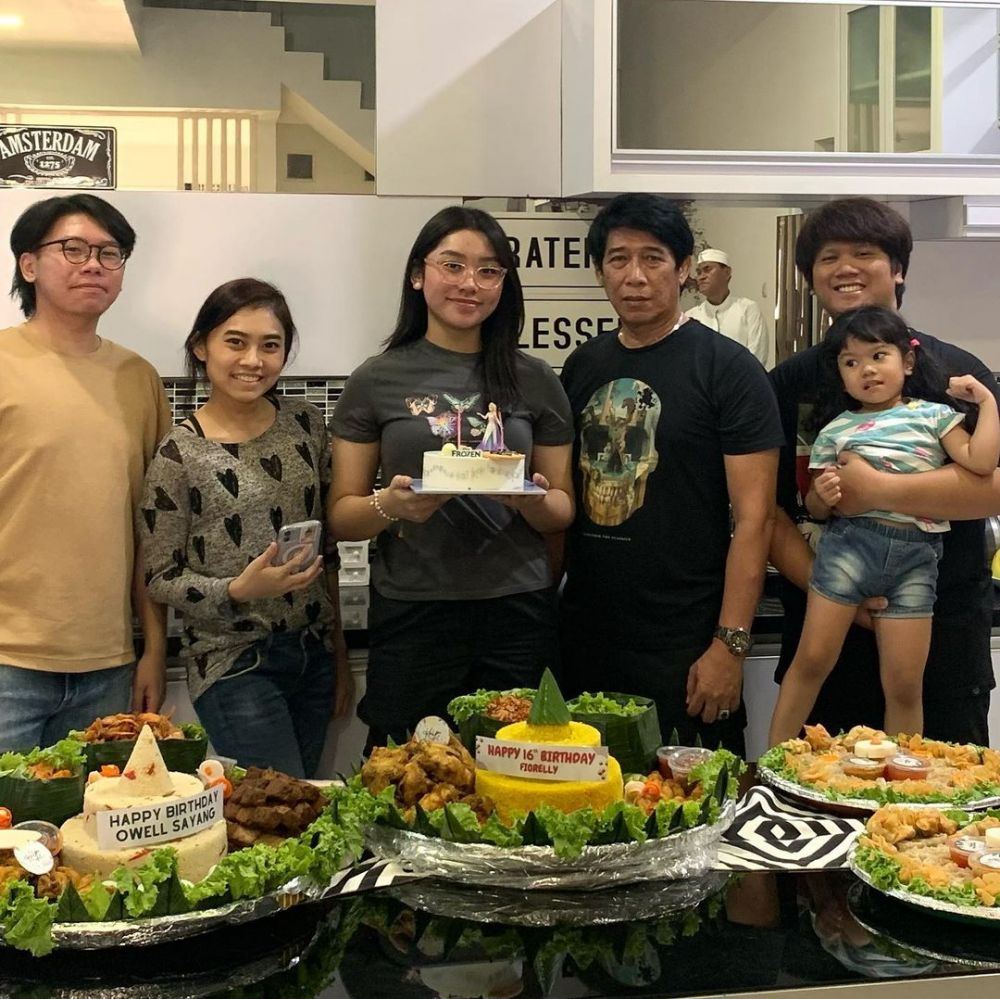 potret Fiorelly Xavier putri Parto Patrio curi perhatian publik © 2023 brilio.net potret Fiorelly Xavier putri Parto Patrio curi perhatian publik © 2023 brilio.net