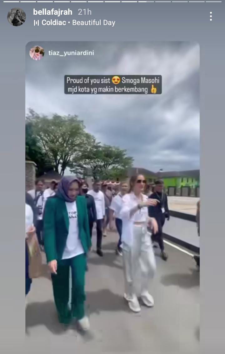 cinta laura di maluku © 2023 brilio.net