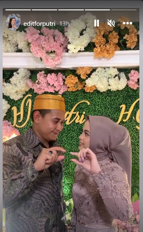 momen lamaran putri isnari dengan anak pebisnis tajir © berbagai sumber momen lamaran putri isnari dengan anak pebisnis tajir © berbagai sumber