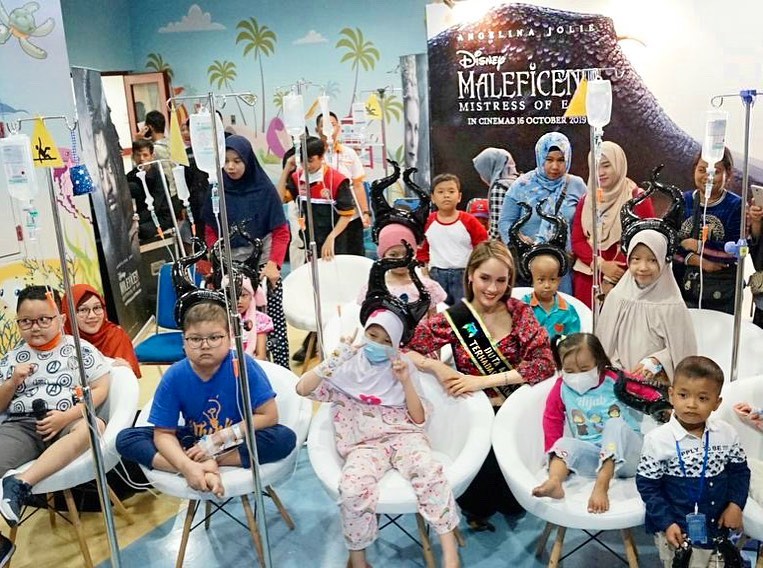 potret cinta laura di berbagai acara sosial © berbagai sumber potret cinta laura di berbagai acara sosial © berbagai sumber