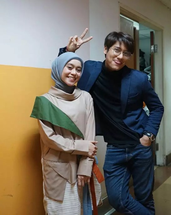 pedangdut dan pasangan zaman PDKT © Instagram