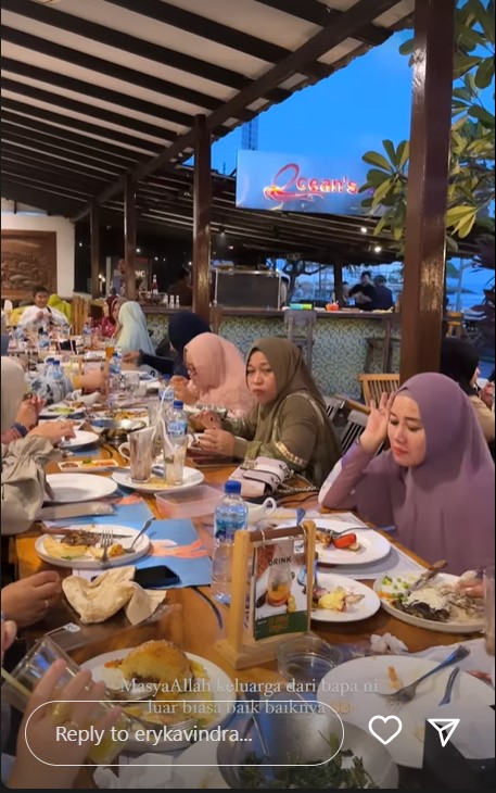 10 Hidangan di lamaran Putri D'Academy dan Abdul Azis, penuh aneka kue khas Bugis