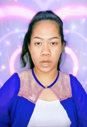 Cewek ini makeup jadi Barbie cuma pakai satu tangan © 2023 brilio.net Cewek ini makeup jadi Barbie cuma pakai satu tangan © 2023 brilio.net