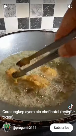 Tanpa diberi air, begini cara ungkep ayam agar lebih empuk, sedap, dan bumbu meresap sempurna