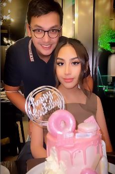 raja sinetron dengan anak ABG © 2023 brilio.net raja sinetron dengan anak ABG © 2023 brilio.net