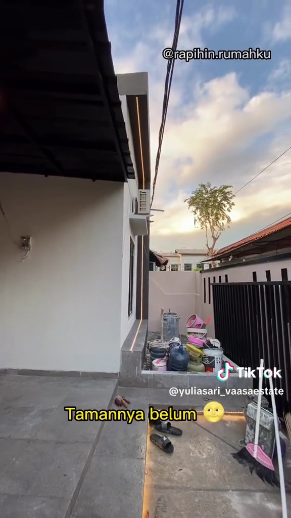 rumah jadul dirombak © TikTok