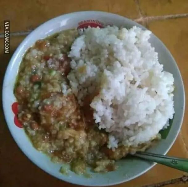 Potret kocak cara nyeleneh menyajikan bubur ayam Berbagai sumber