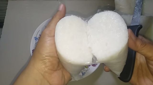 Trik merebus lontong agar hemat gas cuma 12 menit, hasilnya lembut dan matang sempurna