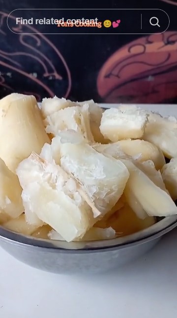 Cuma 12 menit, begini trik merebus singkong agar cepat empuk dan merekah