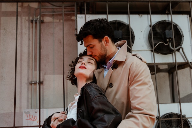 Arti mimpi suami selingkuh saat istri hamil © 2023 brilio.net