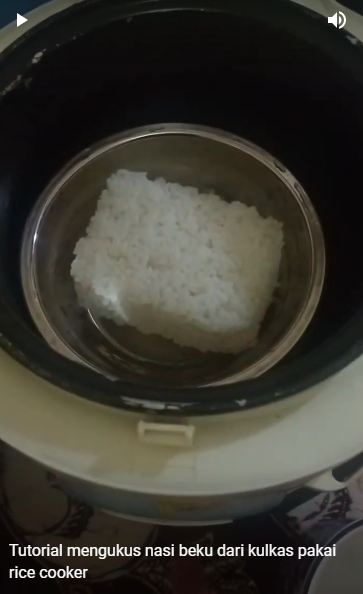 Cara menghangatkan nasi beku tanpa microwave atau ditambah air, hasilnya pulen dan tak pera
