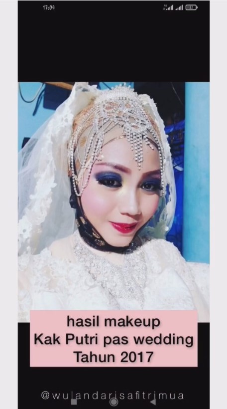 dirias jadul saat dimakeup ulang jadi cantik © 2023 brilio.net dirias jadul saat dimakeup ulang jadi cantik © 2023 brilio.net