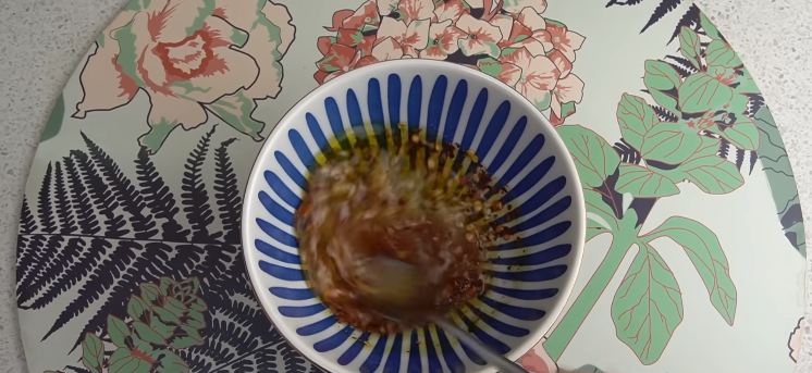 Nggak perlu direbus dulu, ini cara ampuh mengempukkan daging sapi dalam 5 menit pakai 1 bahan dapur