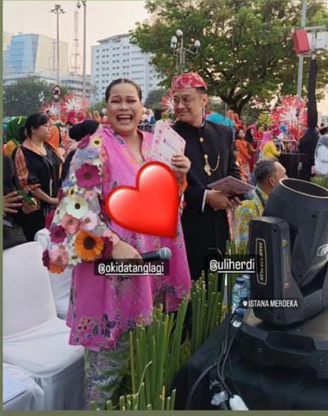 artis di istana berkebaya © 2023 brilio.net artis di istana berkebaya © 2023 brilio.net