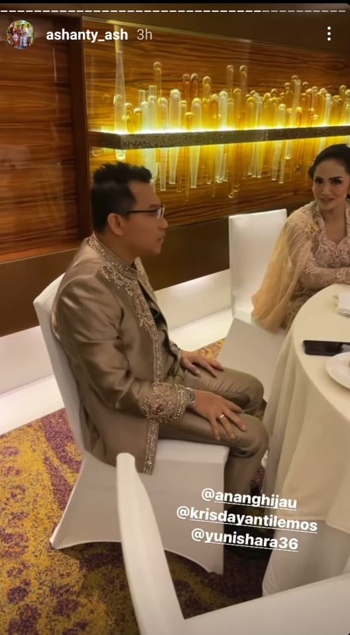 momen akrab krisdayanti dan anang © 2023 brilio.net momen akrab krisdayanti dan anang © 2023 brilio.net