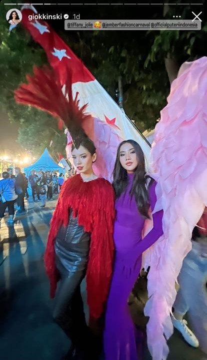 pesona seleb di JFC 2023, yuki kato sambil makan telur gulung © berbagai sumber