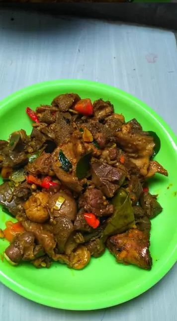 15 Resep daging kambing kecap, empuk, antibau, dan bumbu meresap sempurna