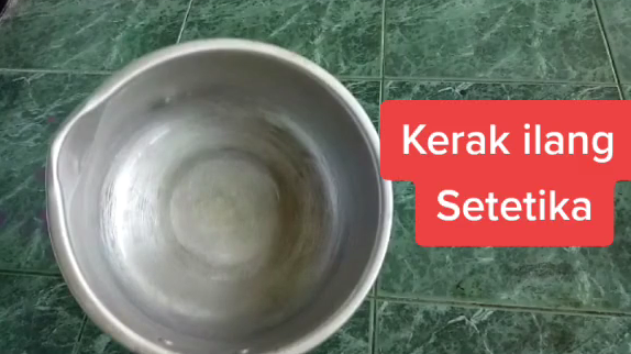 Bukan pakai sitrun, ini trik bersihkan kerak kapur di panci cuma pakai 1 bahan dapur
