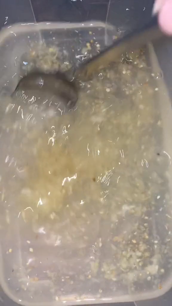 Tanpa tambahan es batu, ini cara mudah bikin singkong goreng yang merekah dan renyah tahan lama