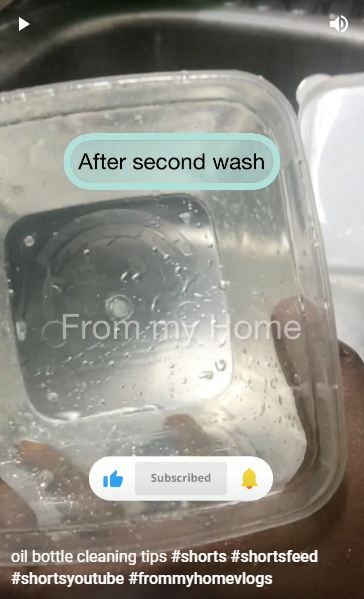 Bukan pakai tisu, ini trik menghilangkan bekas minyak di toples plastik