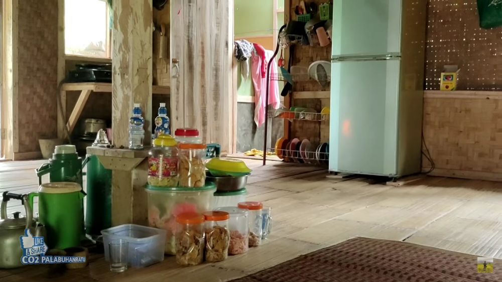 rumah bambu bebas dari ocehan tetangga © 2023 brilio.net rumah bambu bebas dari ocehan tetangga © 2023 brilio.net