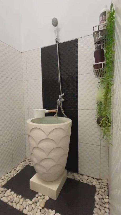 kamar mandi jadi elit © 2023 brilio.net kamar mandi jadi elit © 2023 brilio.net