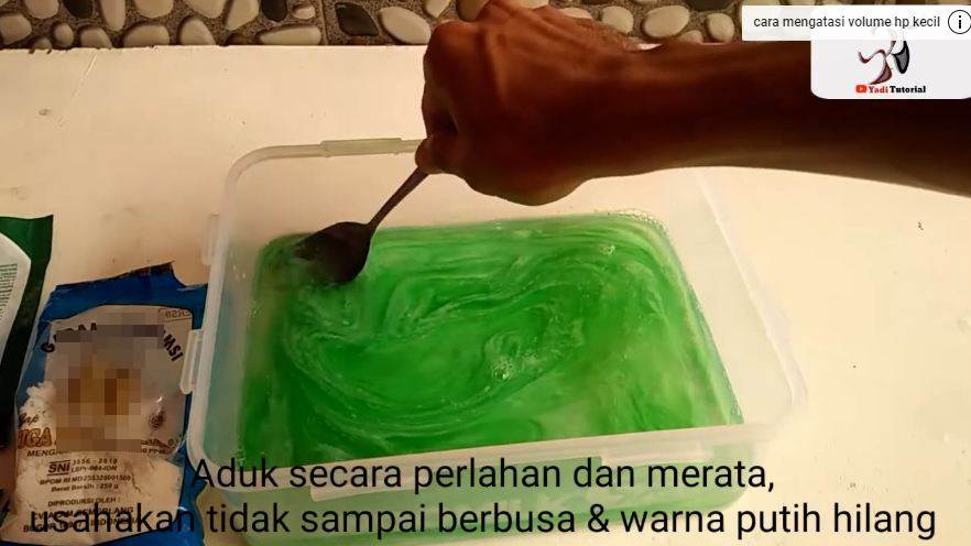 Nggak cuma ditambah air, ini cara memperbanyak sabun cuci piring cuma pakai 1 bahan dapur